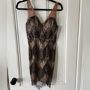 NWT Nude & Black Formal Dress